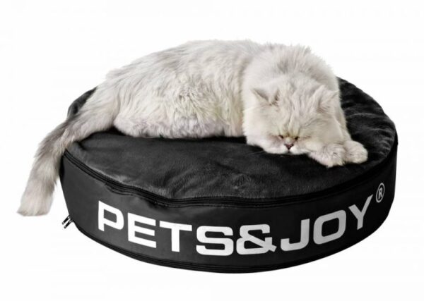 Cat-Bed-Zwart-e1565793620174-768×547