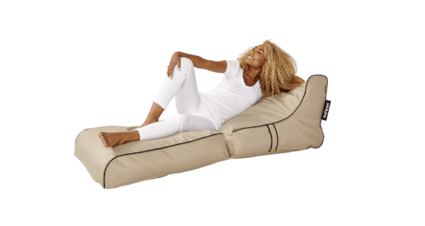 Hawaii-Zand-model-e1565788435456[1]